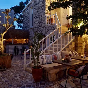 Hotel Morisi Avlu